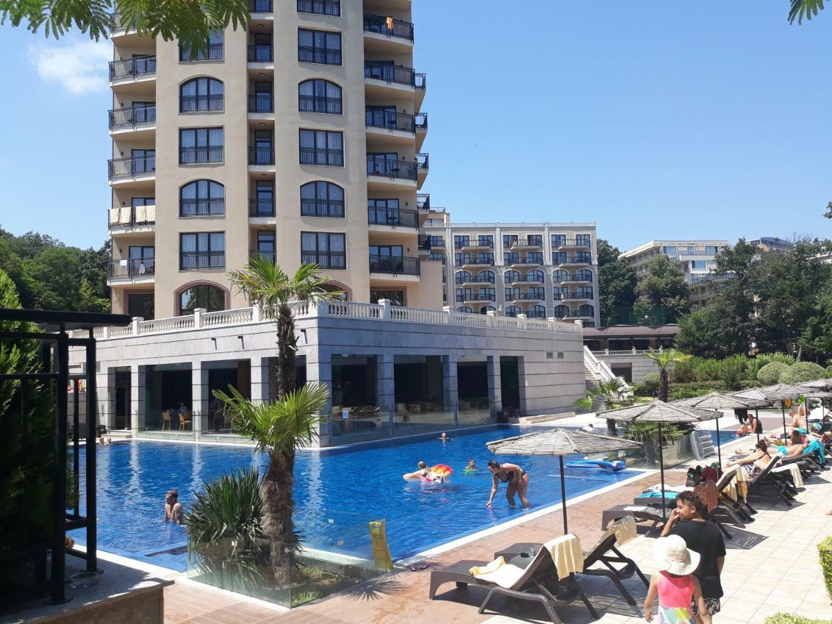 Private Apartments In Hotel Dolce Vita Golden Sands Exterior foto